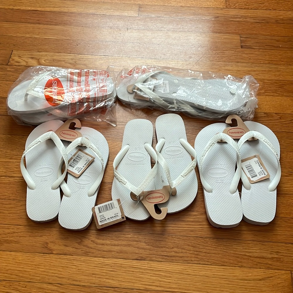 Havaianas flip flops, white, US 9/10M 11/12W, EUR 43/44, Brazil 41-42 - open box